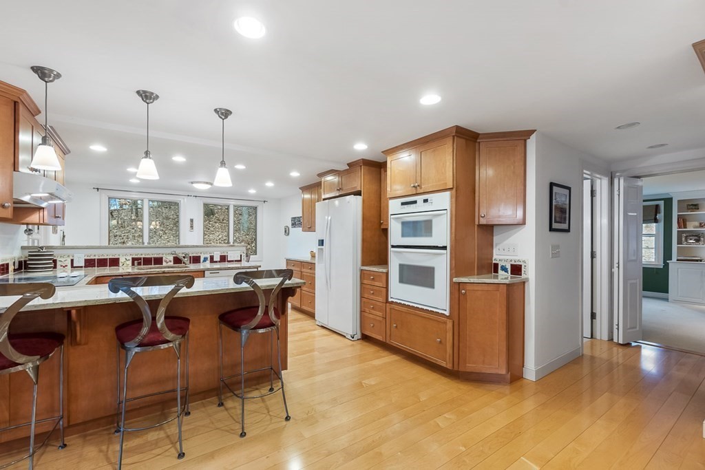 6 Joseph Reed Lane Acton, MA 01720 - Photo 5 of 38 Gallery Image 5