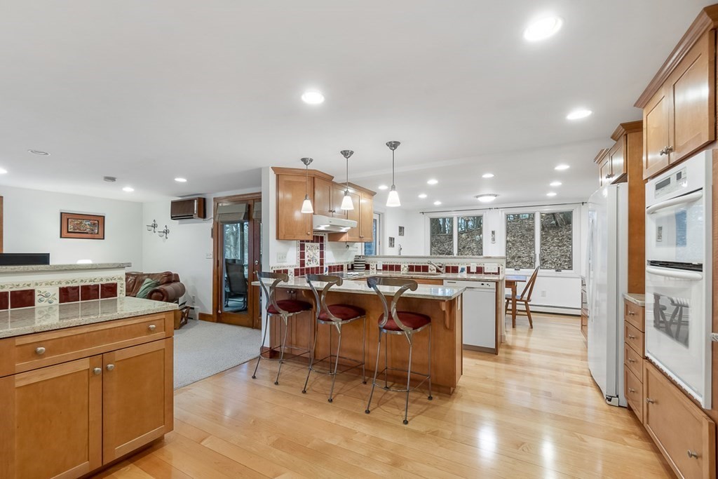 6 Joseph Reed Lane Acton, MA 01720 - Photo 7 of 38 Gallery Image 7