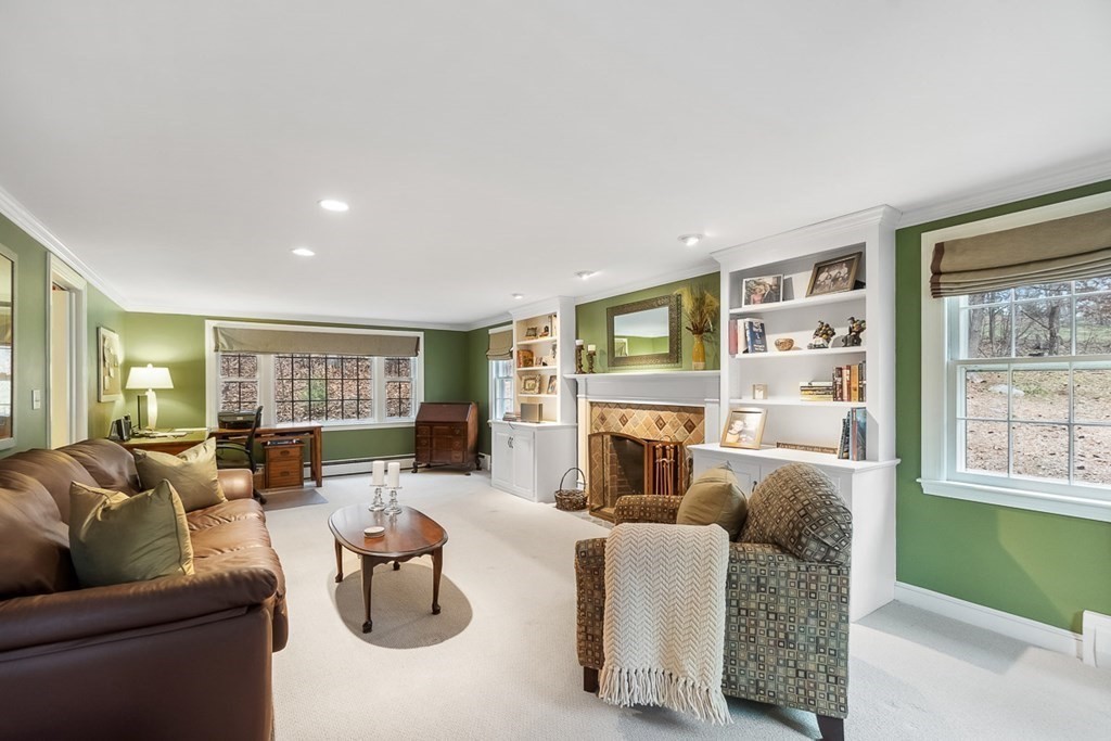 6 Joseph Reed Lane Acton, MA 01720 - Photo 9 of 38 Gallery Image 9