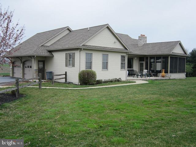137 East Hernley Road Manheim, PA 17545 - Photo 2 of 19