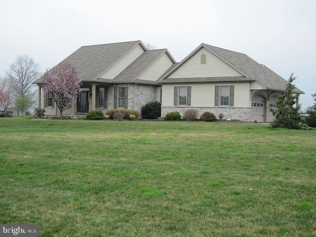 137 East Hernley Road Manheim, PA 17545 - Photo 5 of 19