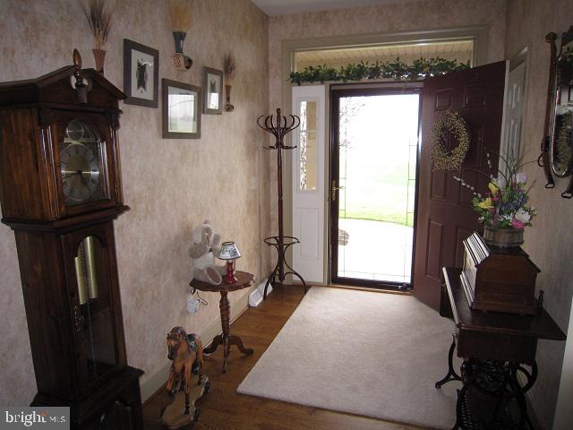 137 East Hernley Road Manheim, PA 17545 - Photo 10 of 19