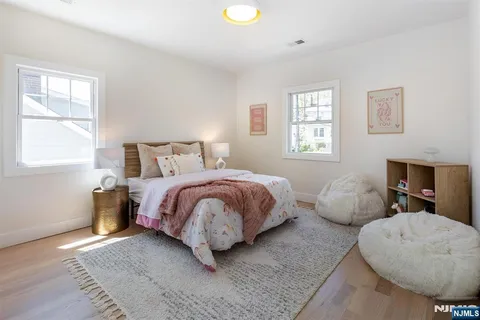 $999,000 | 4 Yale Terrace, West Orange, NJ 07052