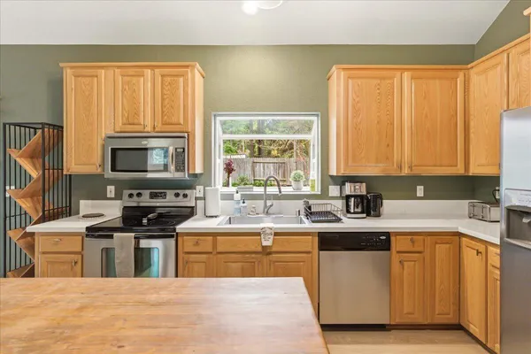 $565,000 | 217 Pony Trail, Mount Shasta, CA 96067