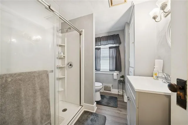 $190,000 | 414 Guy Street, Jeannette, PA 15644