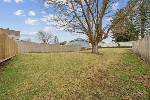 $190,000 | 414 Guy Street, Jeannette, PA 15644