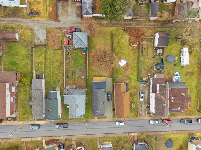 $190,000 | 414 Guy Street, Jeannette, PA 15644