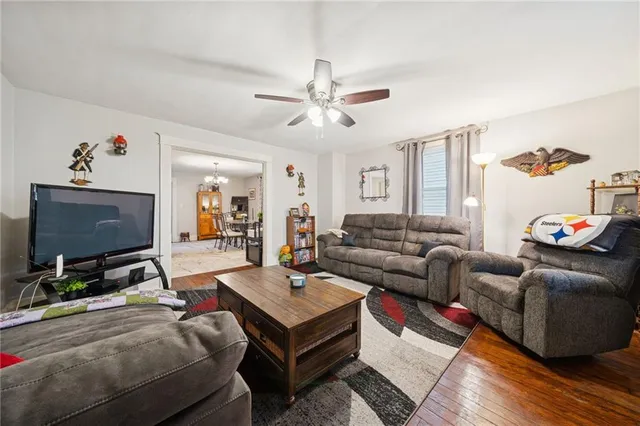 $190,000 | 414 Guy Street, Jeannette, PA 15644