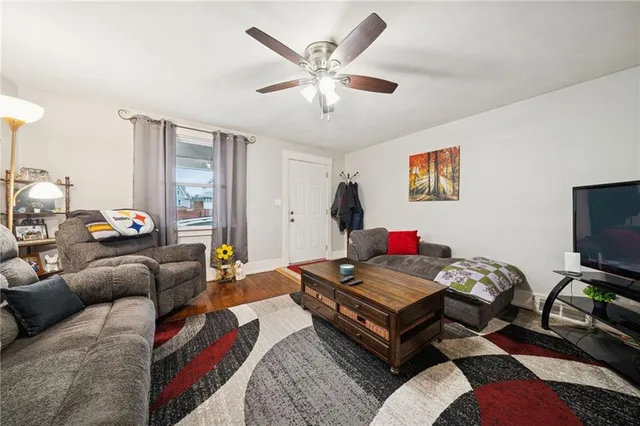 $190,000 | 414 Guy Street, Jeannette, PA 15644