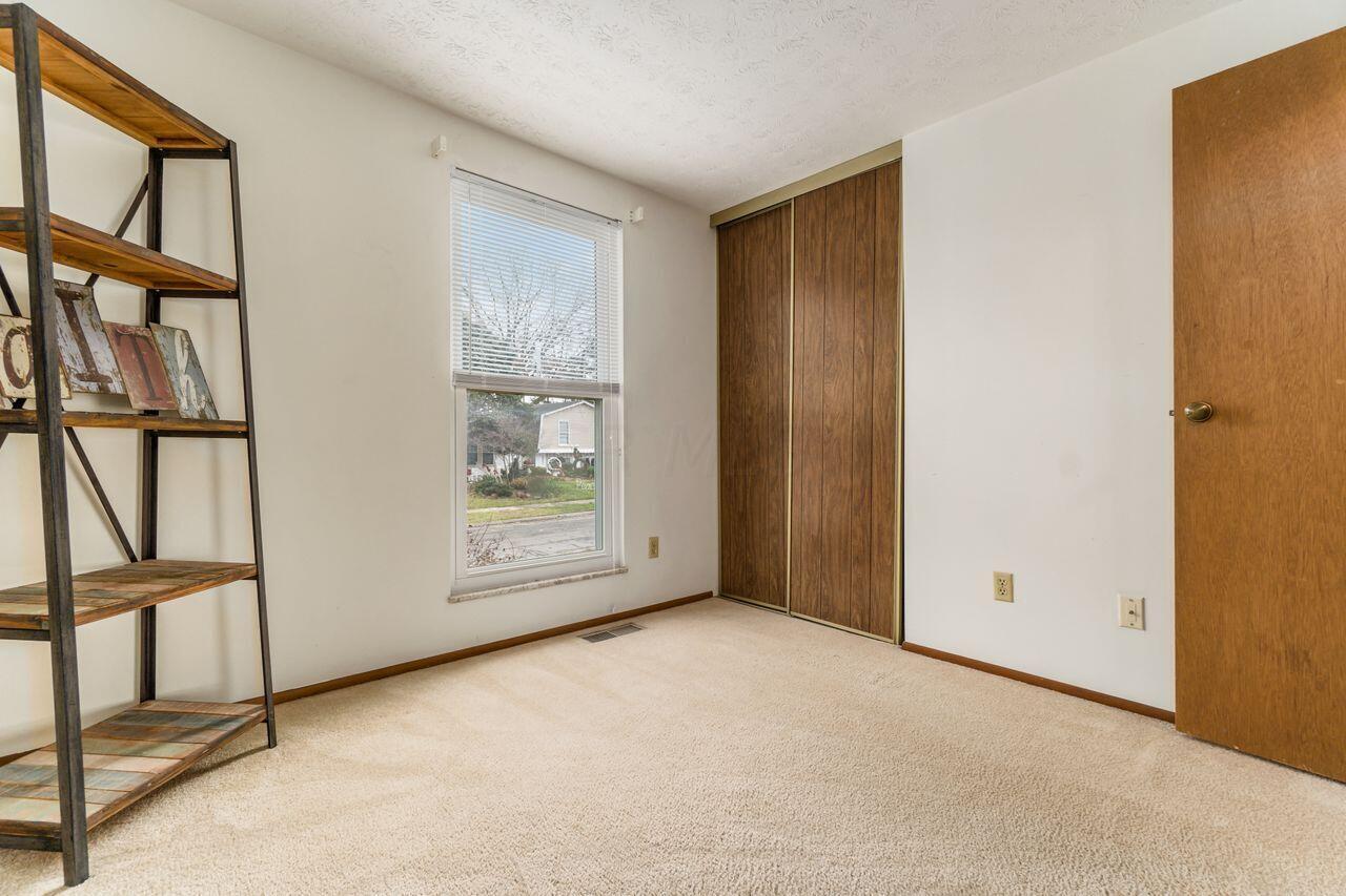 3151 Fontaine Road Columbus, OH 43232 - Photo 23 of 41 S_-_3151_Fontaine_Rd_-_076