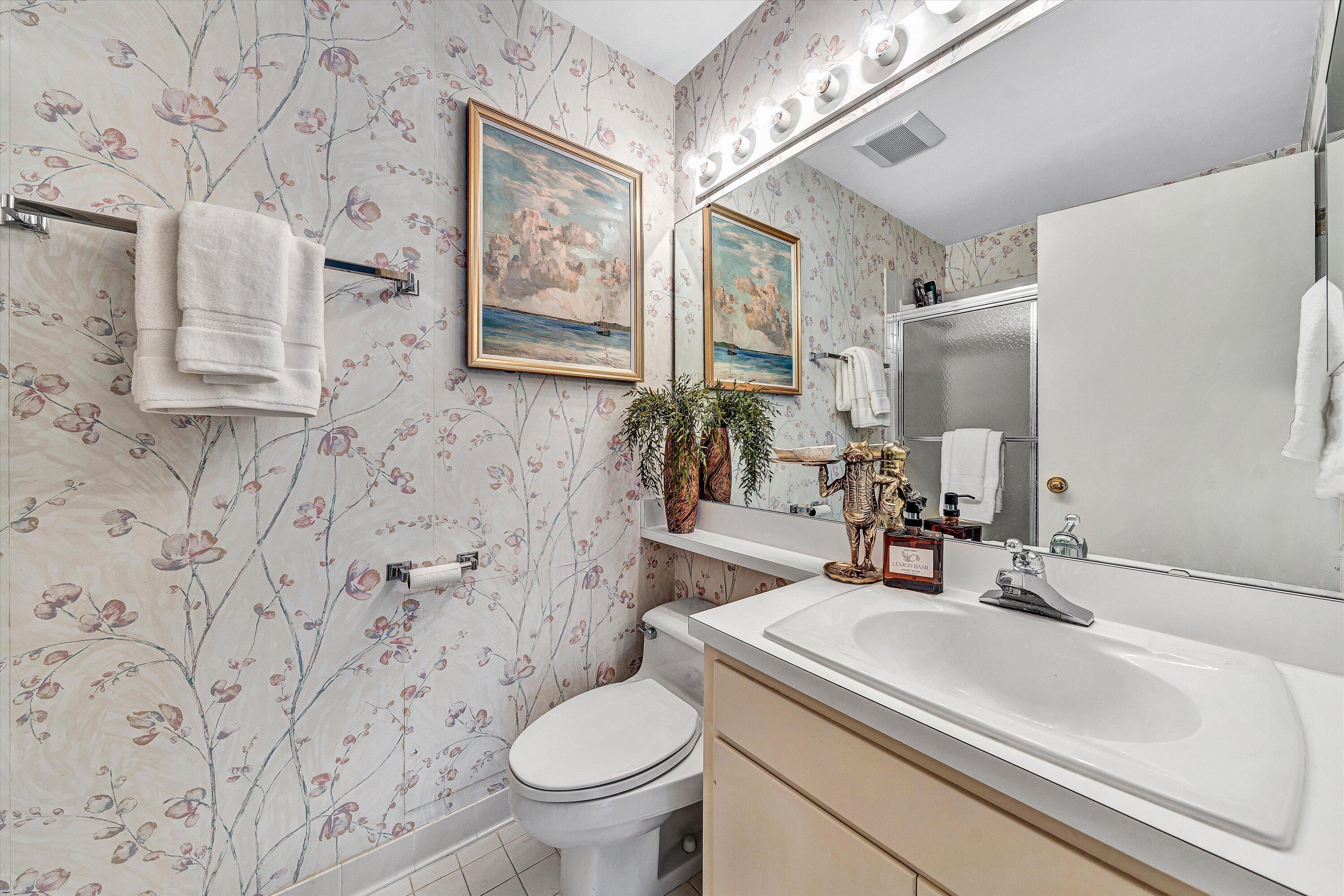 112 Gangplank Circle Moneta, VA 24121 - Photo 27 of 56 a bathroom with a sink toilet and shower