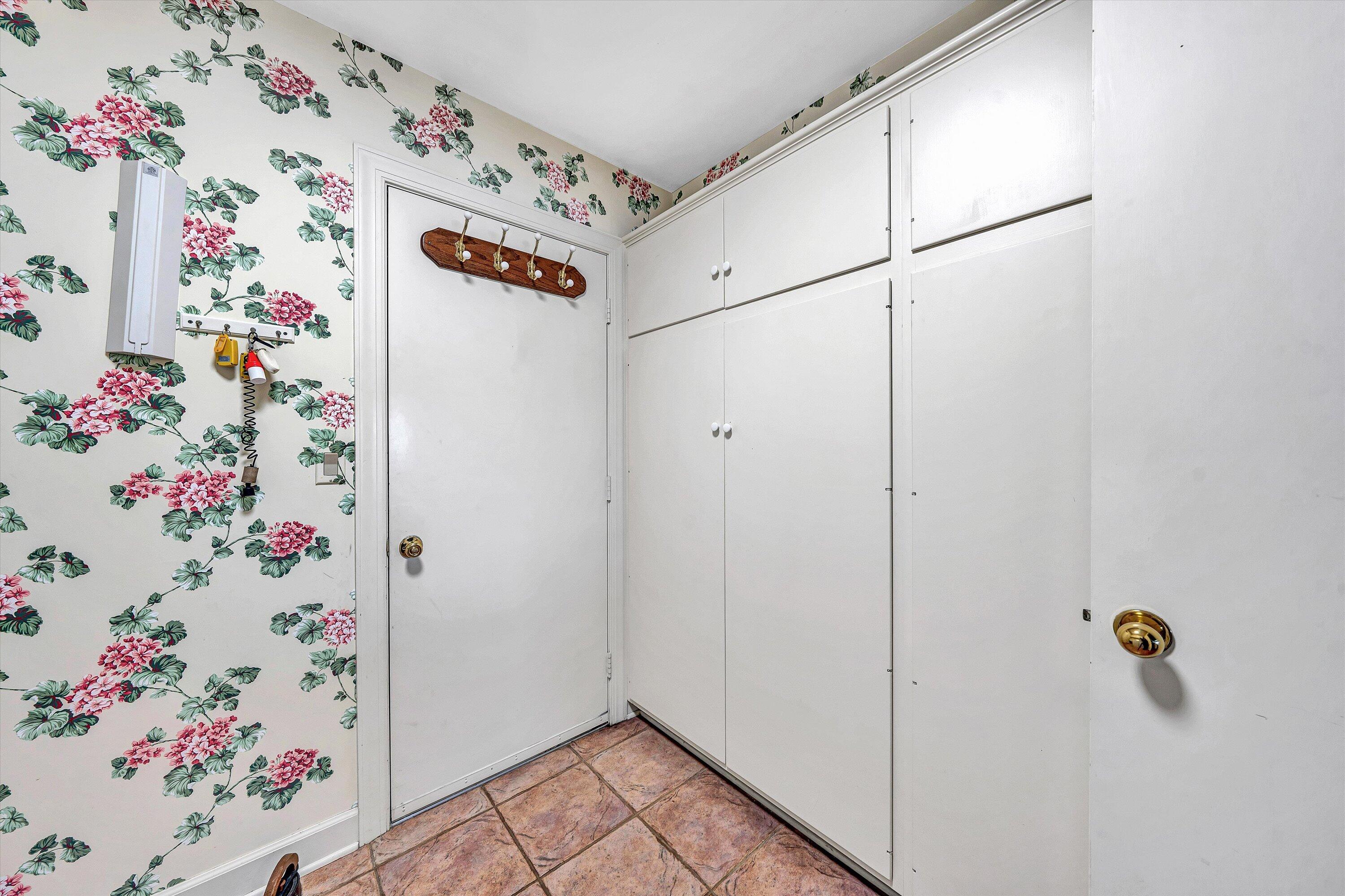 112 Gangplank Circle Moneta, VA 24121 - Photo 30 of 56 32-DSC00076