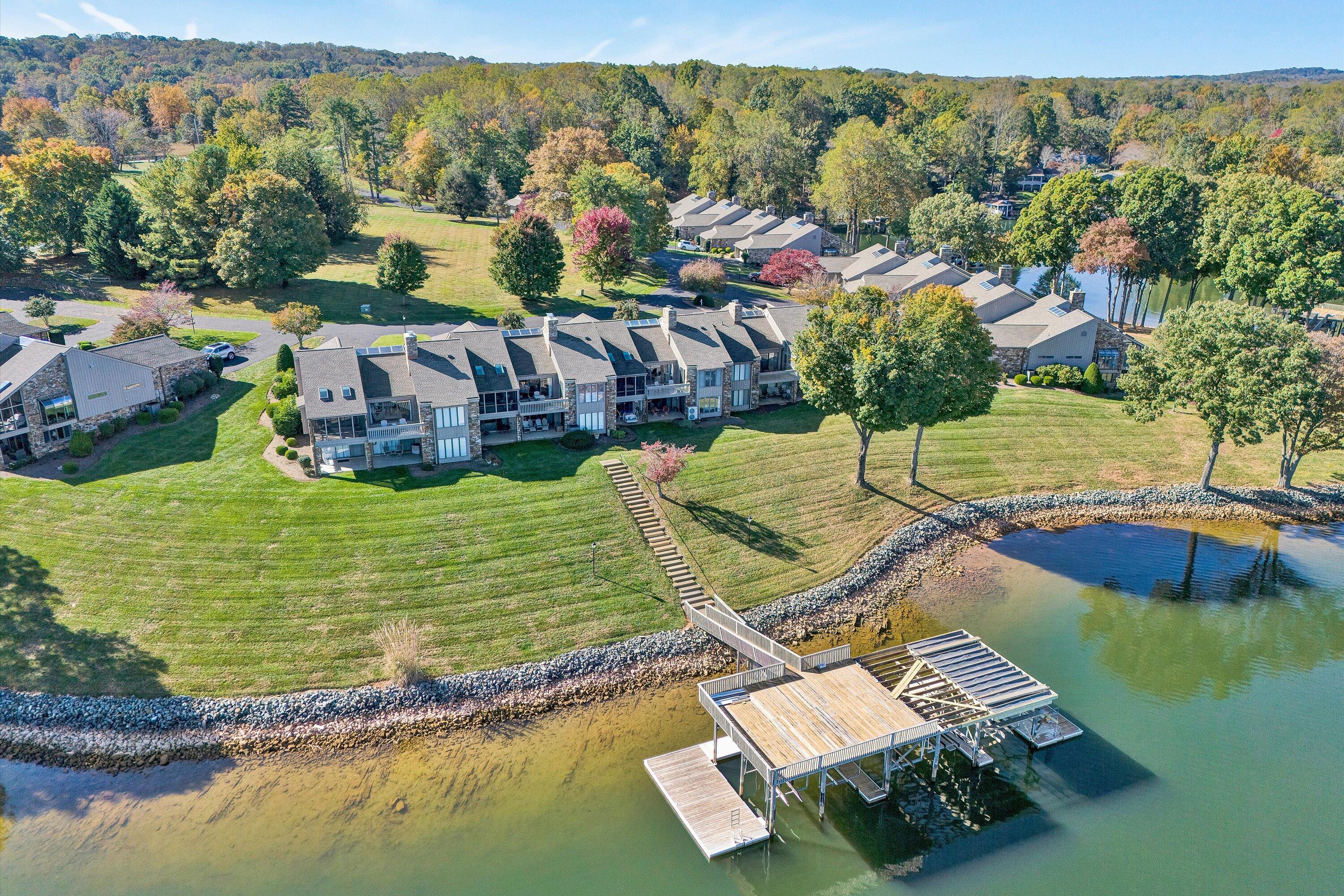 112 Gangplank Circle Moneta, VA 24121 - Photo 51 of 56 an aerial view of a house with a ocean view