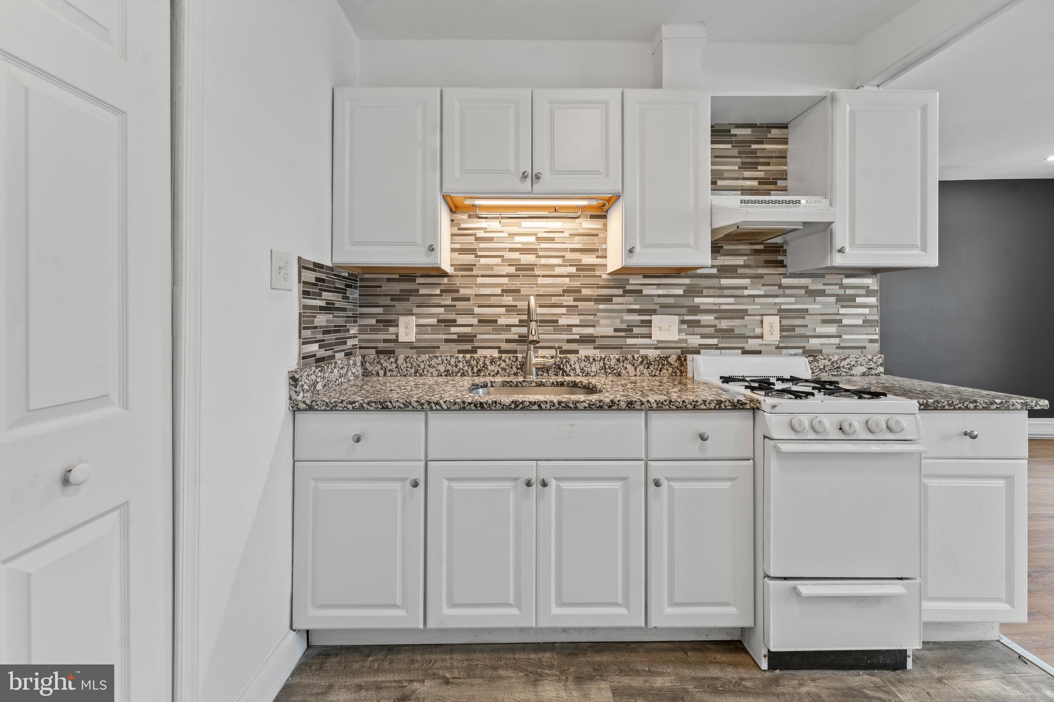 522 South 5th Street, Unit 3 Philadelphia, PA 19147 - Photo 2 of 14