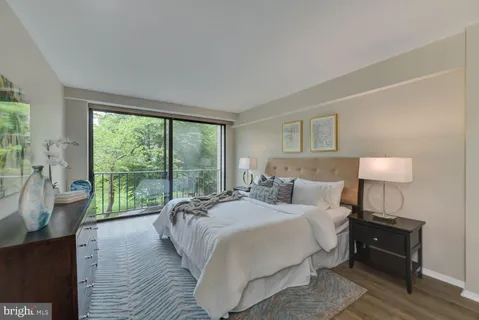 $349,900 | 4141 North Henderson Road, Unit 217, Arlington, VA 22203