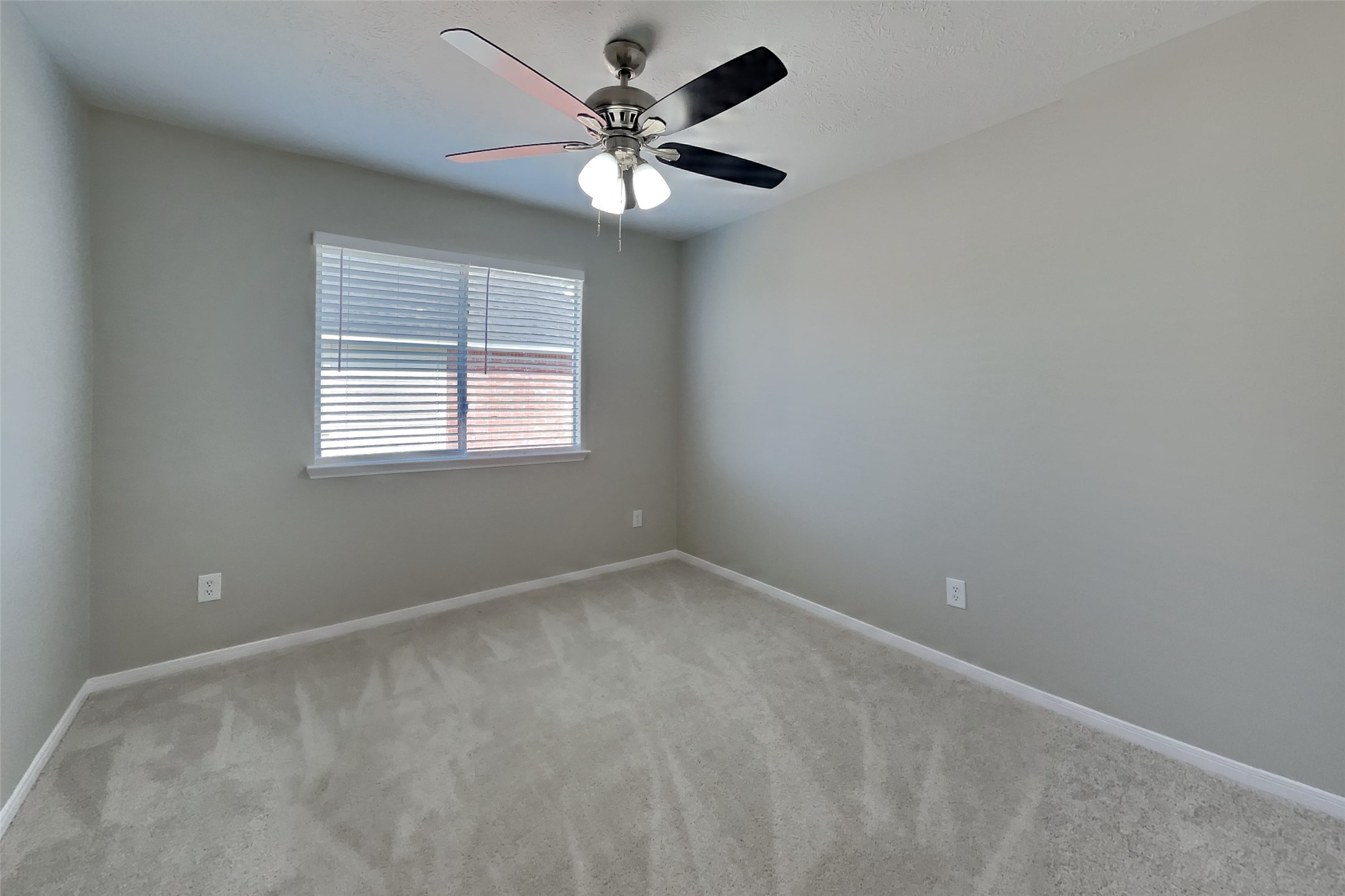 14918 Laytham Lane Sugar Land, TX 77498 - Photo 13 of 32
