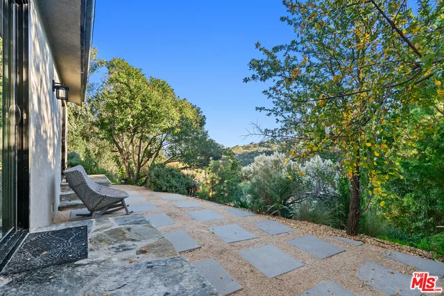 $8,800 | 20784 Medley Lane, Topanga, CA 90290