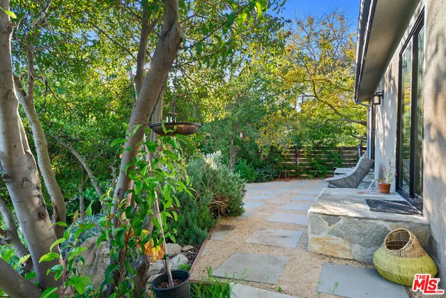 $8,800 | 20784 Medley Lane, Topanga, CA 90290