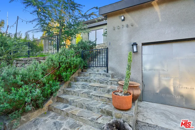 $8,800 | 20784 Medley Lane, Topanga, CA 90290