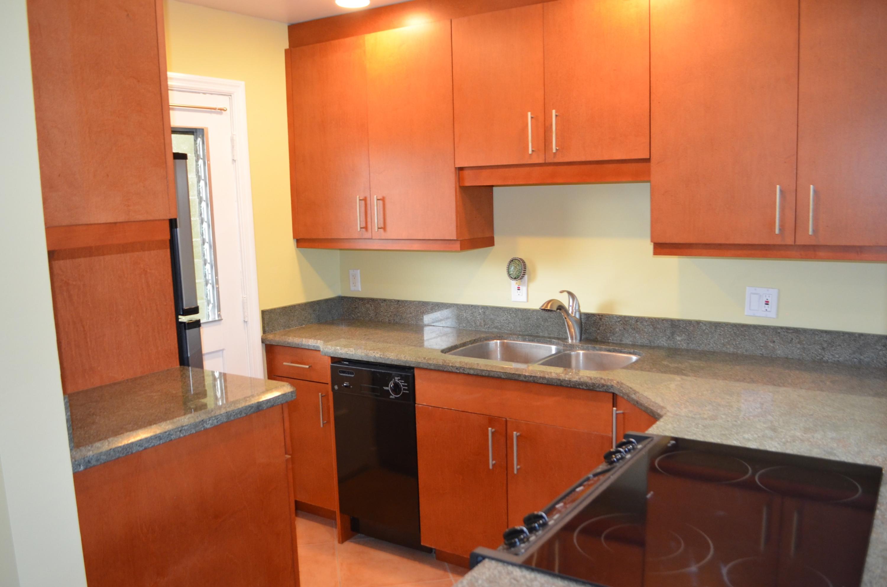 5701 Northwest 2nd Avenue, Unit 2070 Boca Raton, FL 33487 - Photo 2 of 26 Kitchen View 2