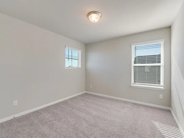 $2,350 | 109 Capella Way, Hutto, TX 78634