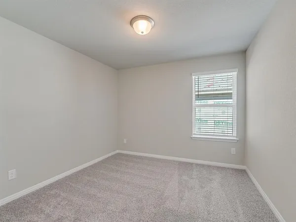 $2,350 | 109 Capella Way, Hutto, TX 78634