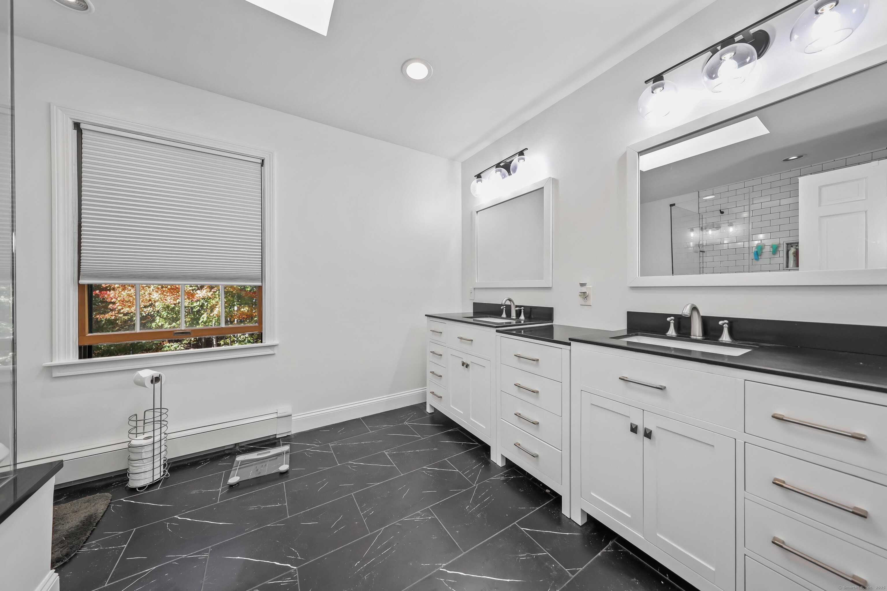 9 Melissa Lane Prospect, CT 06712 - Photo 19 of 33