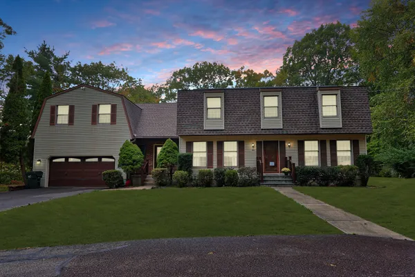 $659,000 | 9 Melissa Lane, Prospect, CT 06712