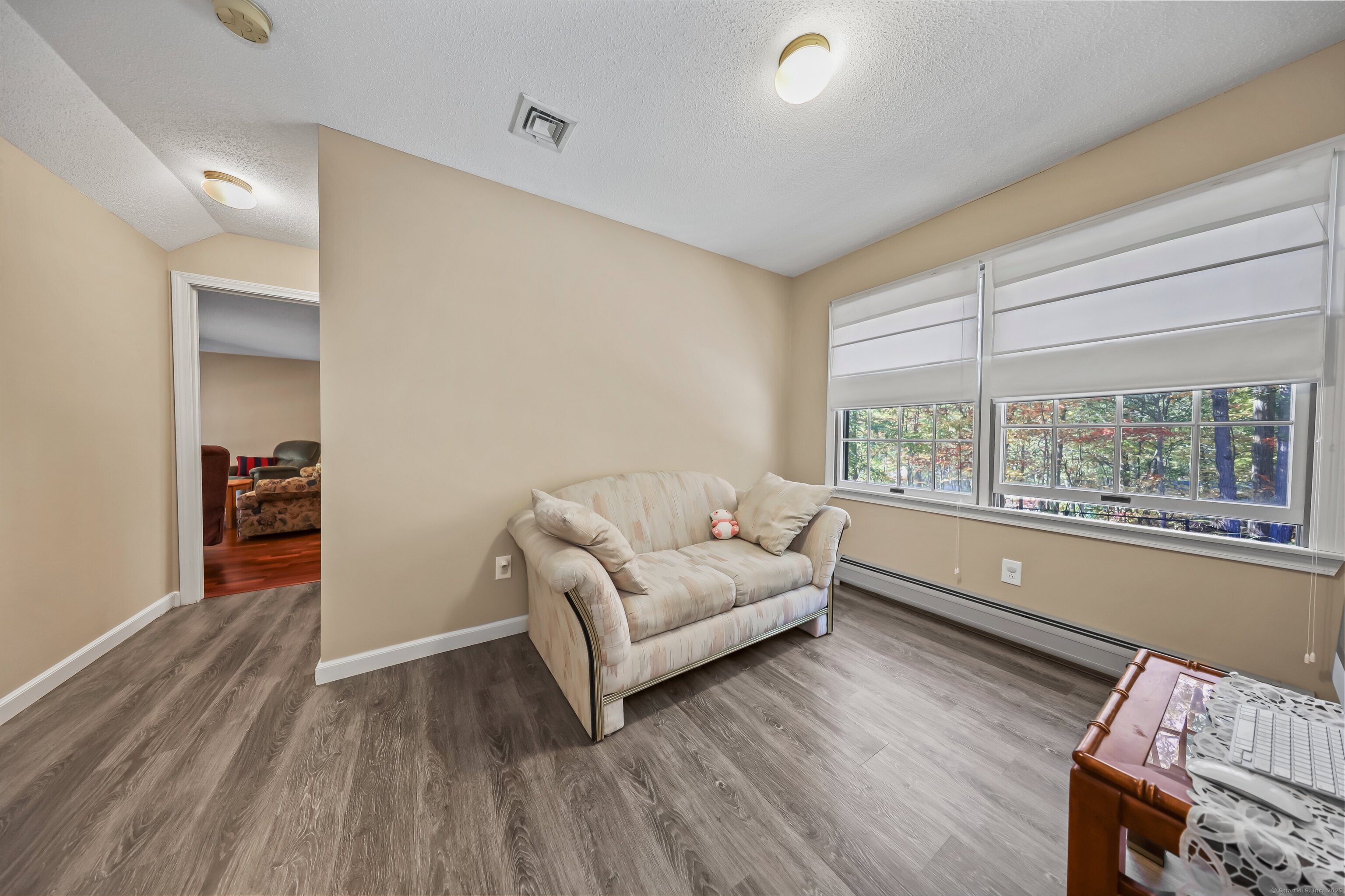 9 Melissa Lane Prospect, CT 06712 - Photo 26 of 33