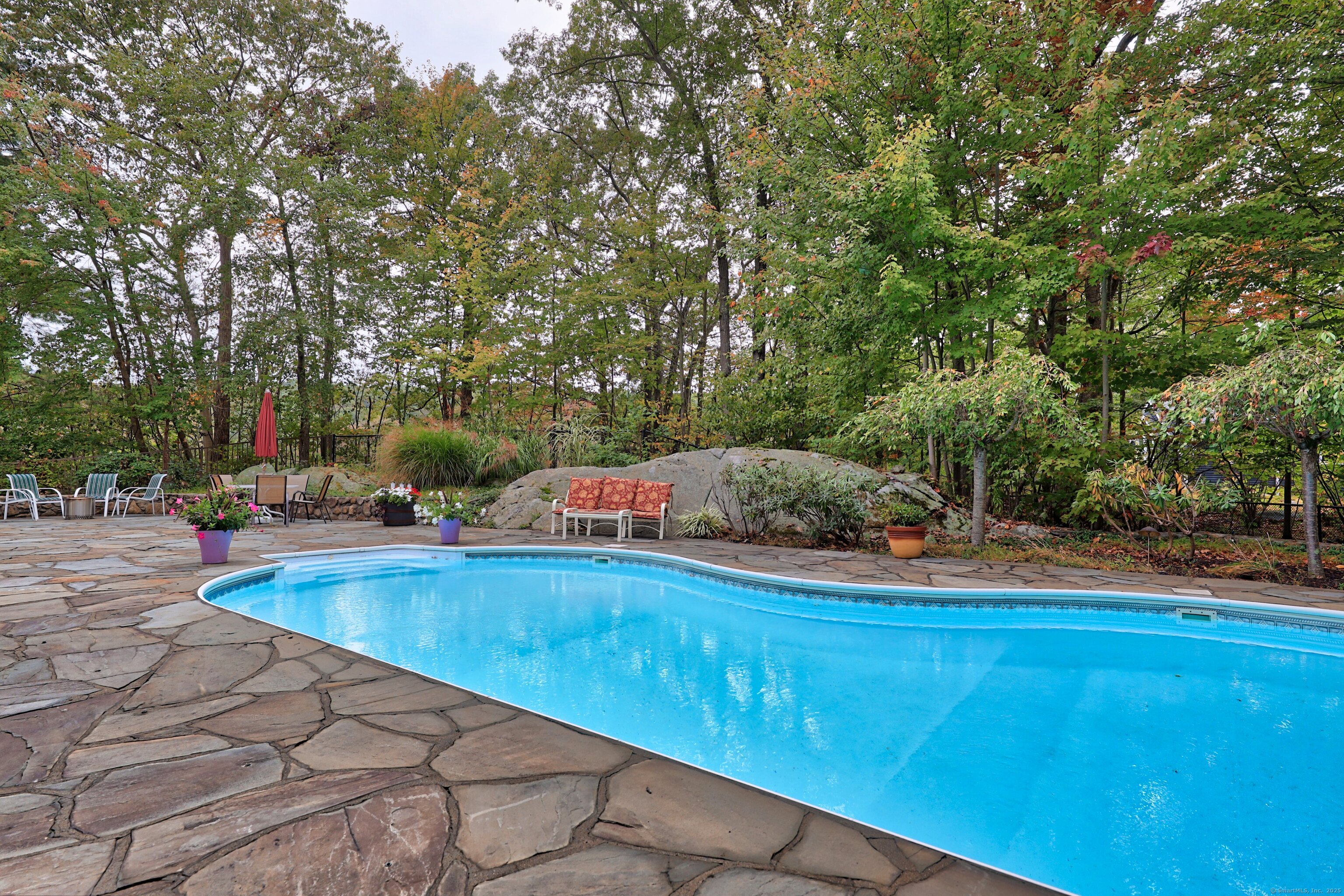 9 Melissa Lane Prospect, CT 06712 - Photo 32 of 33