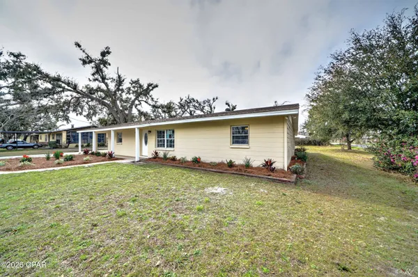 $1,975 | 1602 Montana Avenue, Lynn Haven, FL 32444