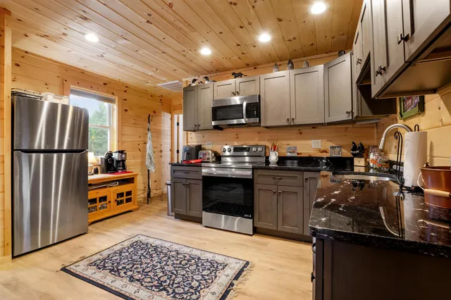 $449,500 | 130 Poisson Drive, Canaan, VT 05903