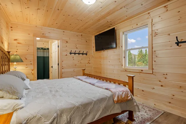 $449,500 | 130 Poisson Drive, Canaan, VT 05903