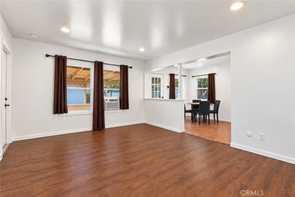 124 East Roland Street Azusa, CA 91702 - Photo 9 of 41 Gallery Image 9