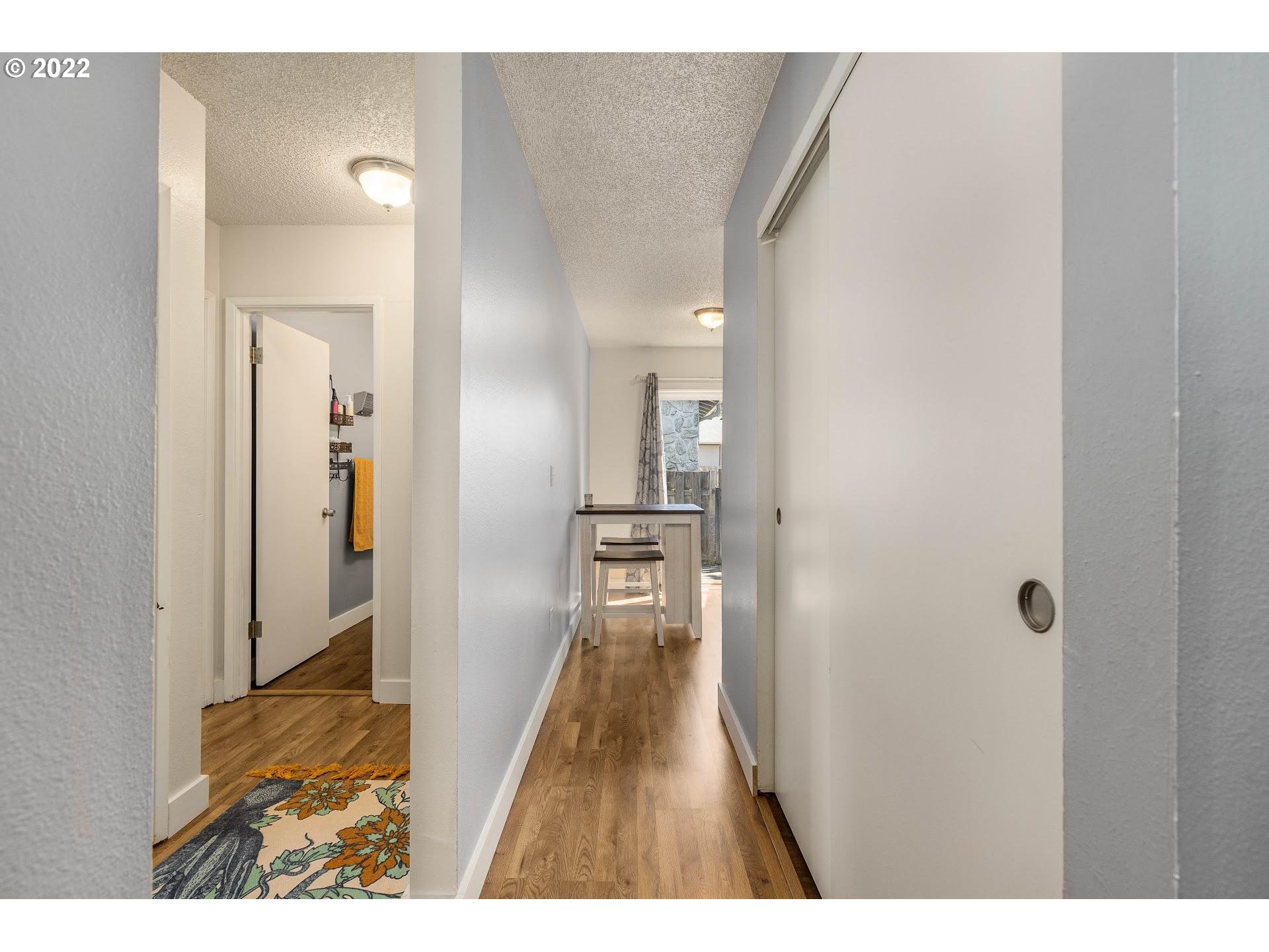 3022 Southwest Carson Street Portland, OR 97219 - Photo 18 of 26 Gallery Image 18