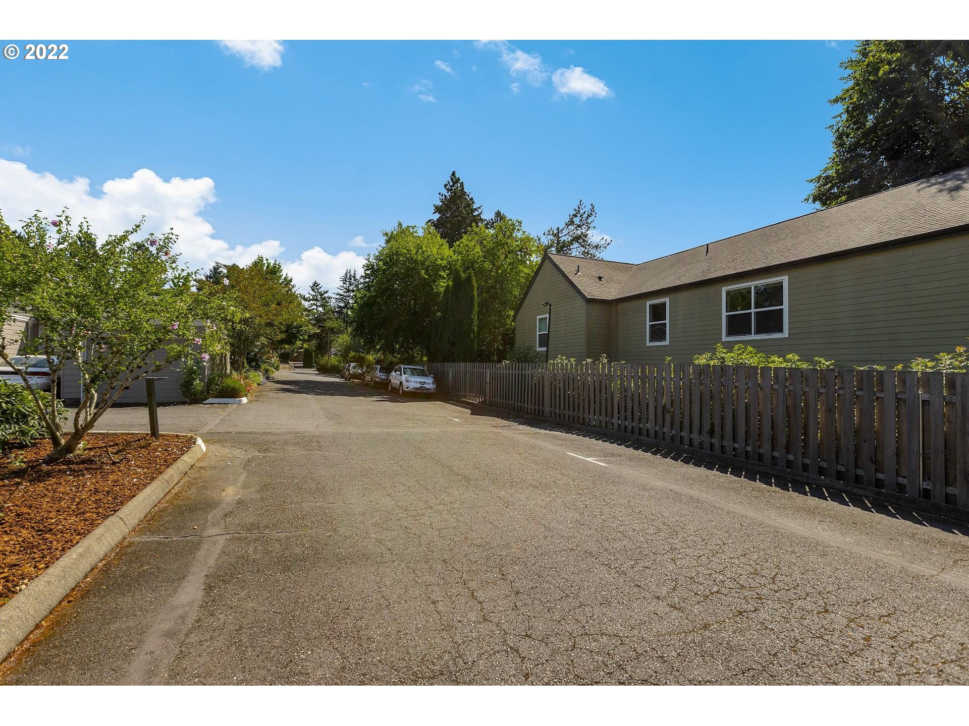 3022 Southwest Carson Street Portland, OR 97219 - Photo 26 of 26 Gallery Image 26