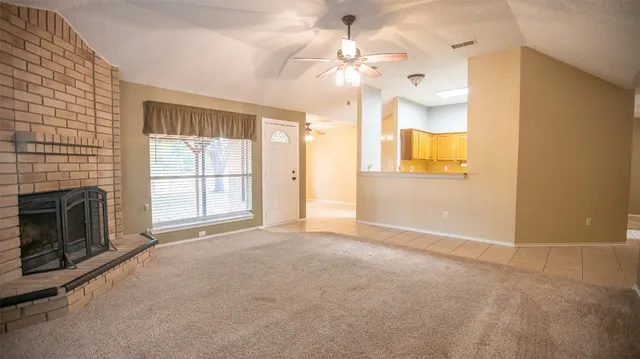 $1,950 | 401 Parkview Drive, Pflugerville, TX 78660