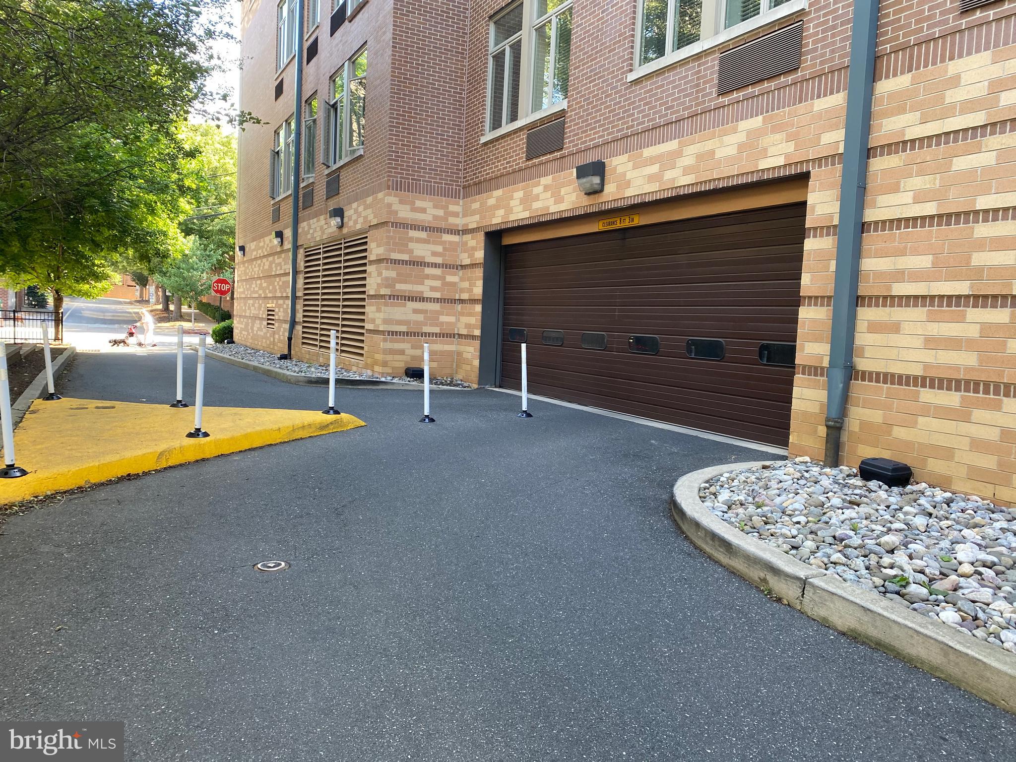 1900 Hamilton Street, Unit 702 Philadelphia, PA 19130 - Photo 27 of 44