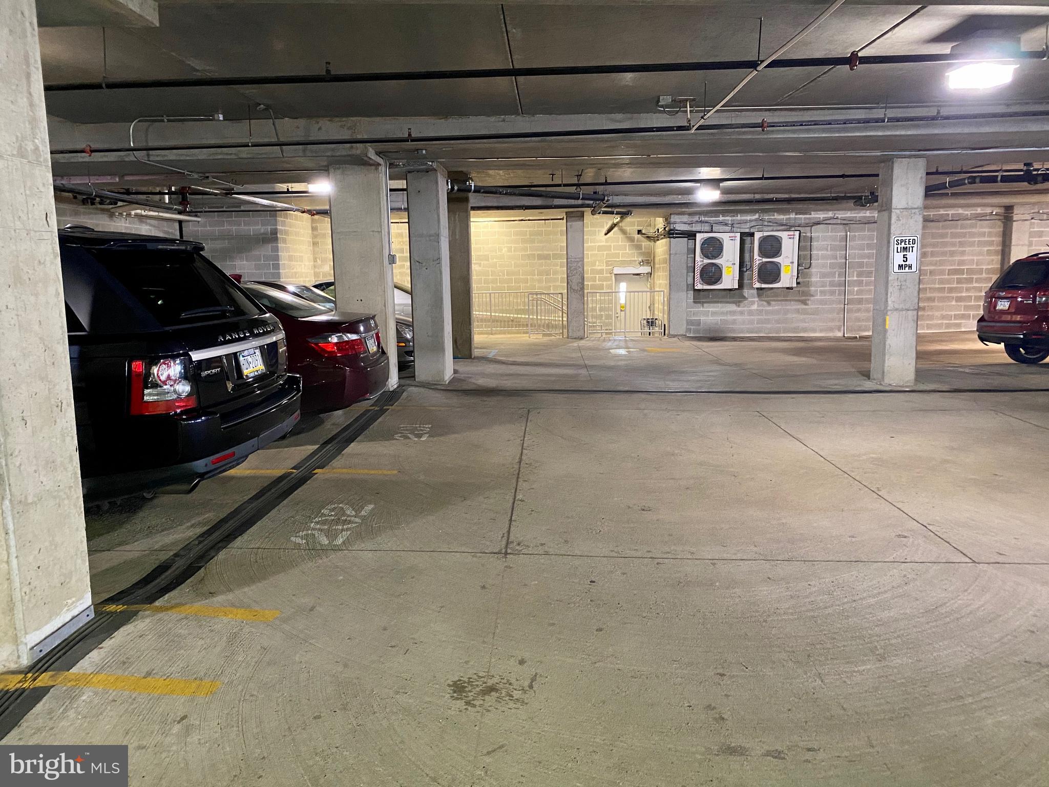 1900 Hamilton Street, Unit 702 Philadelphia, PA 19130 - Photo 29 of 44