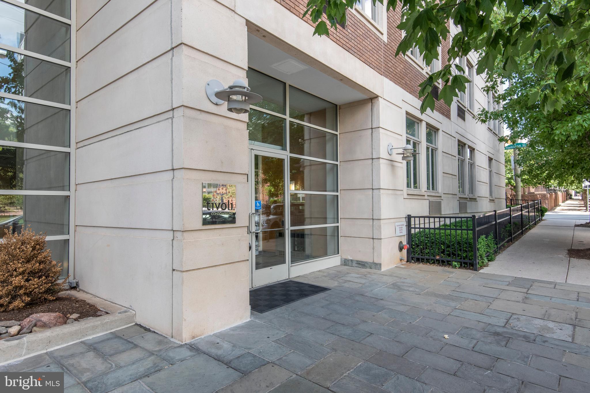 1900 Hamilton Street, Unit 702 Philadelphia, PA 19130 - Photo 33 of 44