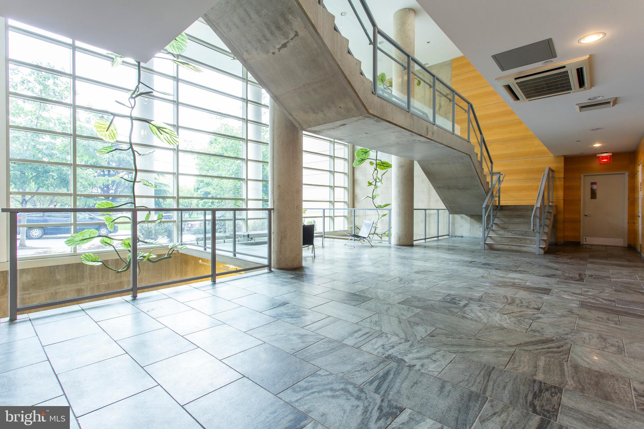 1900 Hamilton Street, Unit 702 Philadelphia, PA 19130 - Photo 36 of 44