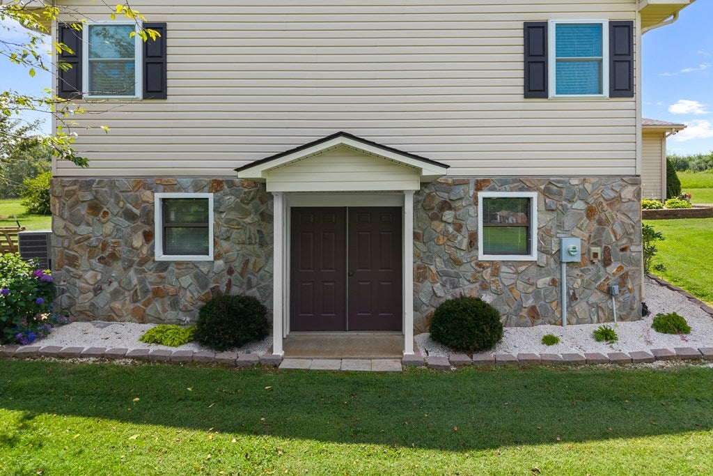 446 Wolfpen Ridge Road Galax, VA 24333 - Photo 73 of 100 Gallery Image 73