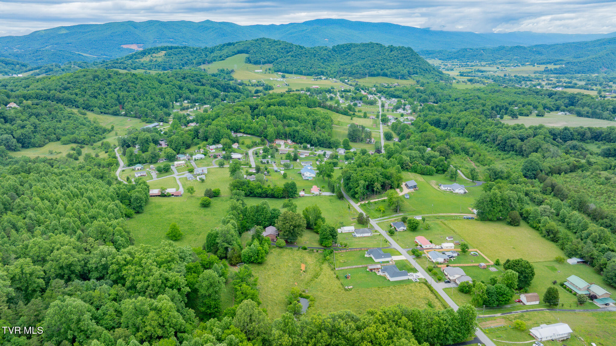 Tbd Garrison Hollow Road Elizabethton, TN 37643 - Photo 9 of 10 dji_fly_20260527_103014_0812_17798922813