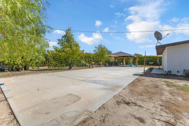 $450,000 | 1110 Salton Sea Avenue, Thermal, CA 92274