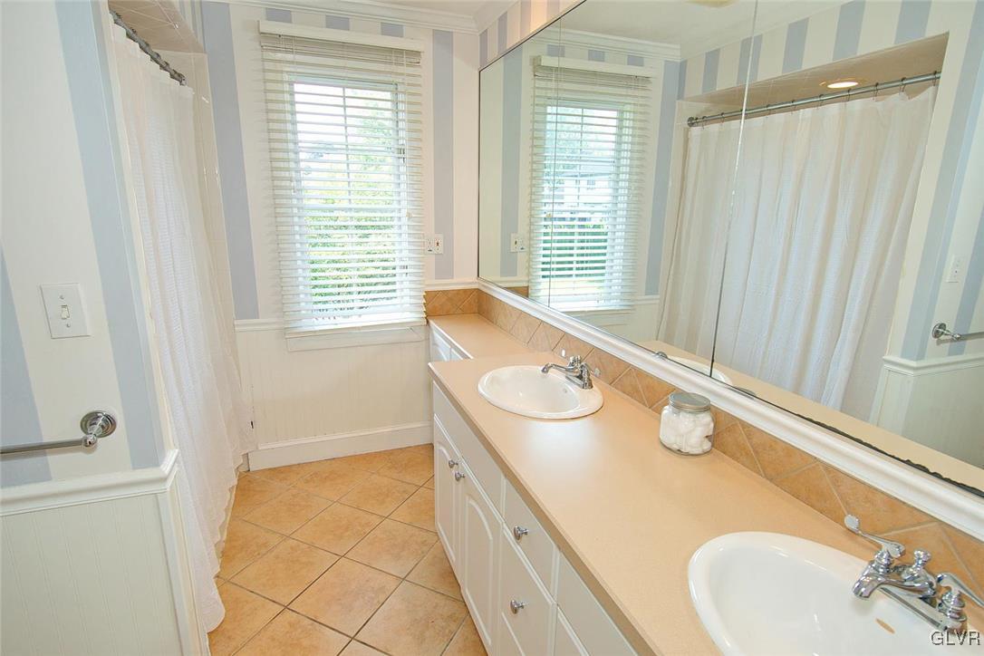 3502 Margate Road Bethlehem, PA 18020 - Photo 32 of 44 Gallery Image 32