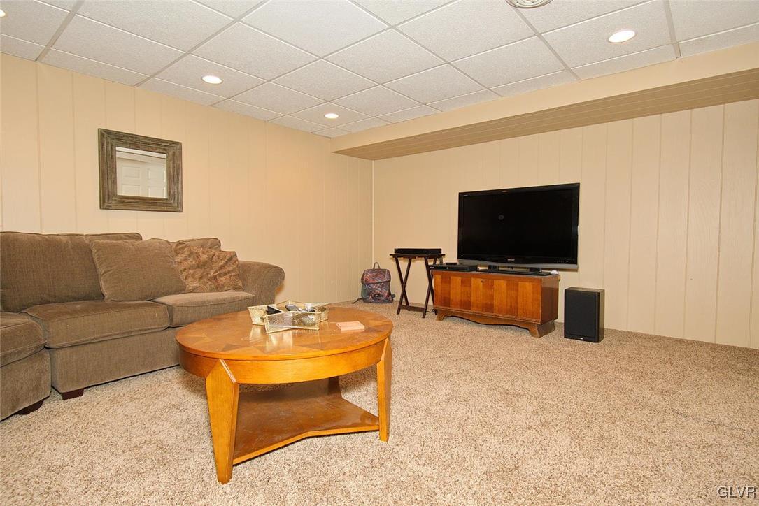 3502 Margate Road Bethlehem, PA 18020 - Photo 34 of 44 Gallery Image 34