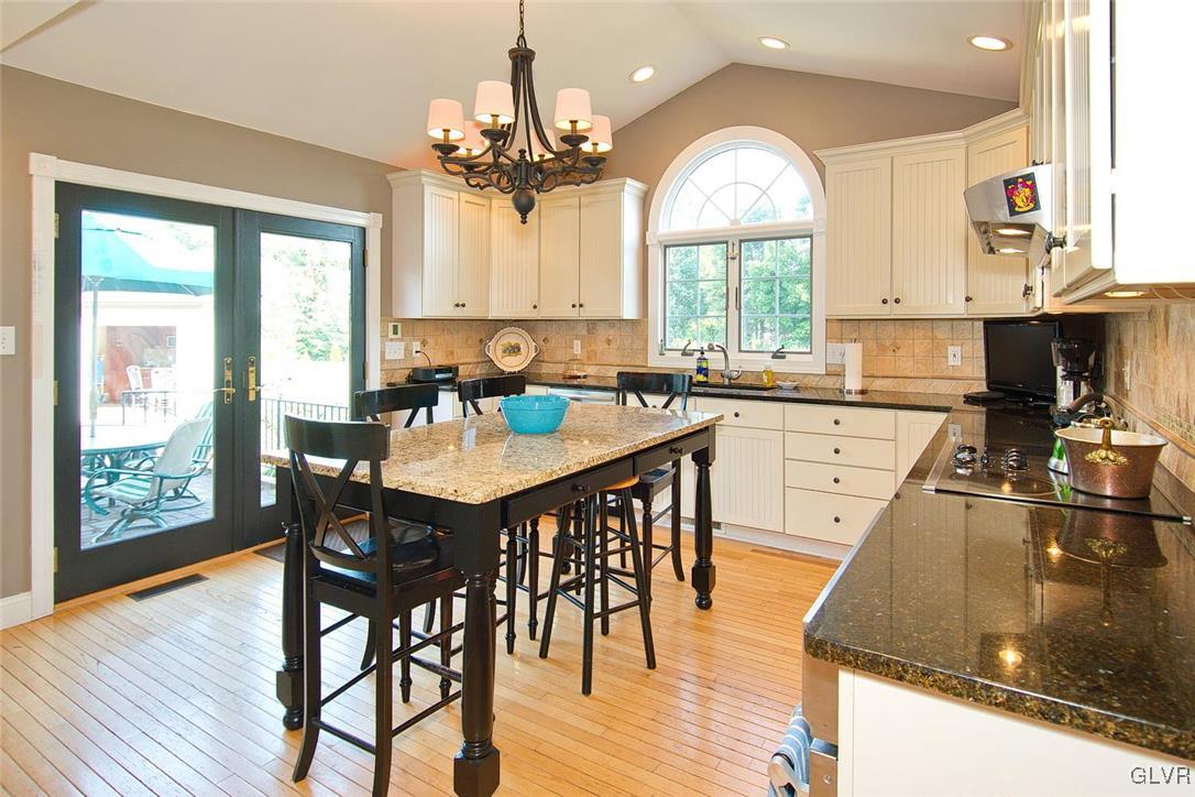 3502 Margate Road Bethlehem, PA 18020 - Photo 6 of 44 Gallery Image 6
