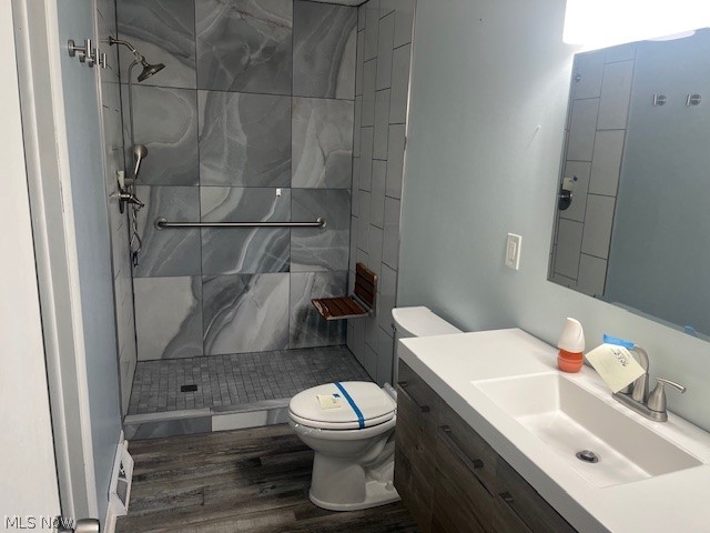 11930 Woodin Road Chardon, OH 44024 - Photo 9 of 22 Bathroom 2nd floor