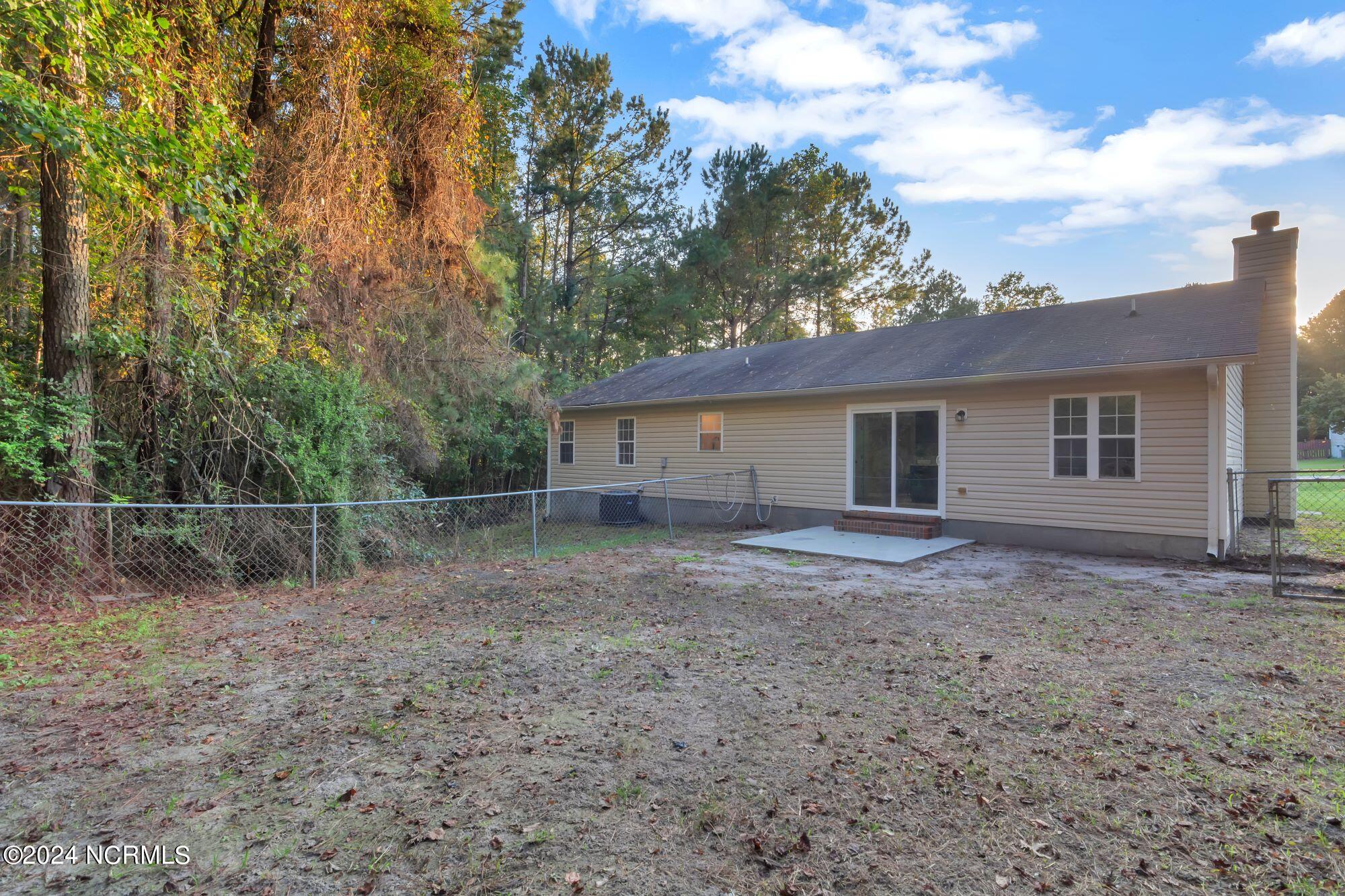 108 Grismill Road Jacksonville, NC 28540 - Photo 24 of 27 dsc_2277
