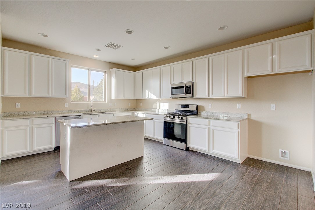 855 Earth Luster Road Las Vegas, NV 89178 - Photo 4 of 42 Gallery Image 4